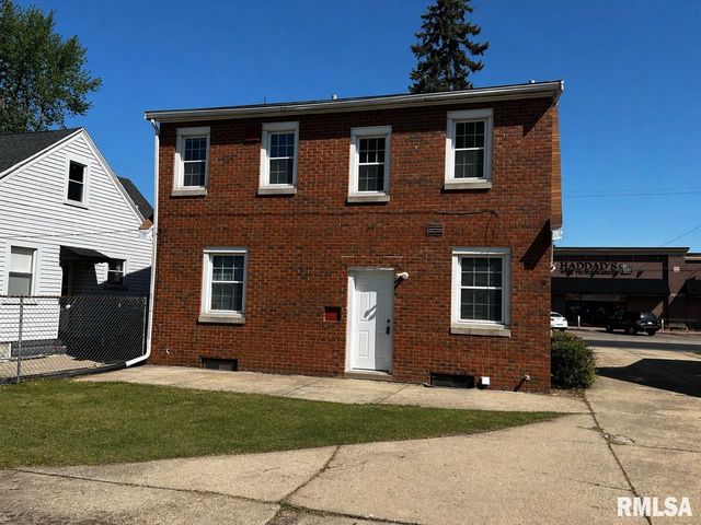 2408 W ROHMANN Avenue, West Peoria, IL 61604