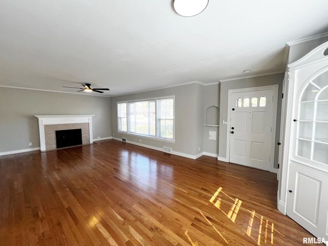 2408 W ROHMANN Avenue, West Peoria, IL 61604