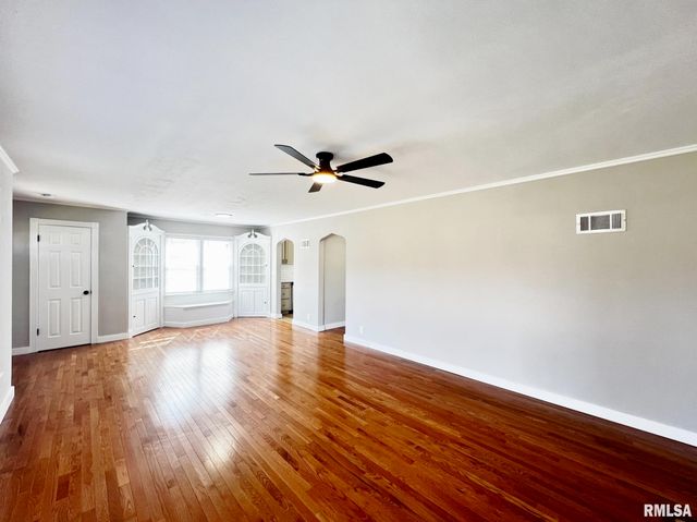 2408 W ROHMANN Avenue, West Peoria, IL 61604