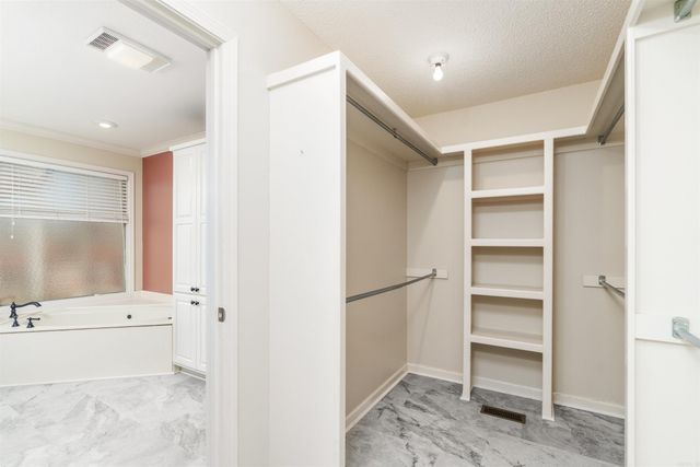 7 Gancho Lane, Hot Springs Village, AR 71909