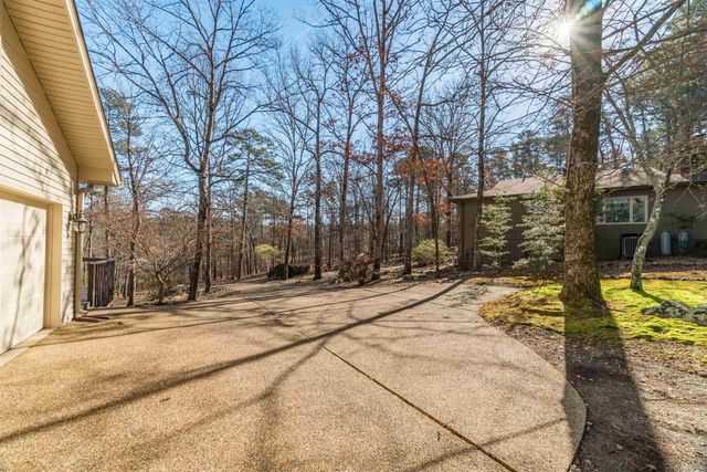 7 Gancho Lane, Hot Springs Village, AR 71909