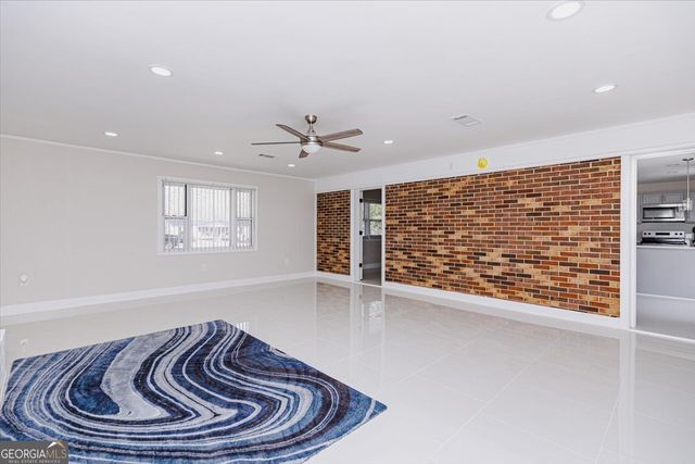 210 Webb Street, Warner Robins, GA 31093