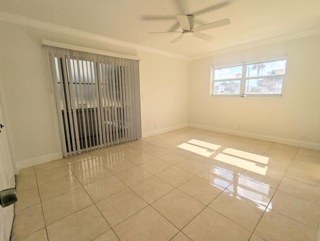 60 Andover C, West Palm Beach, FL 33417