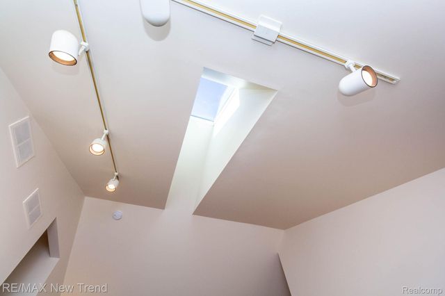 2521 Country Village Court, Ann Arbor, MI 48103