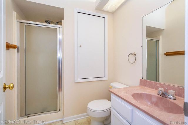 2521 Country Village Court, Ann Arbor, MI 48103