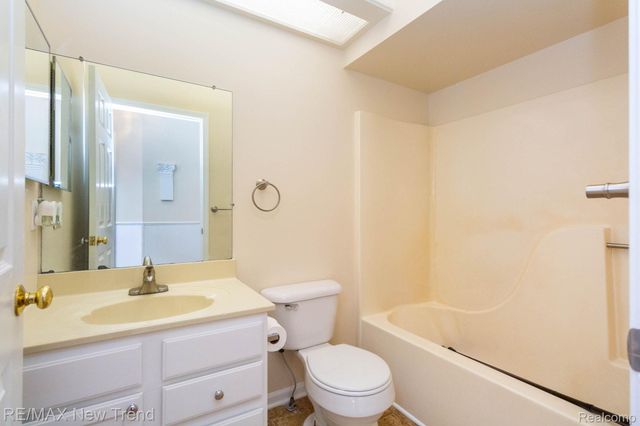 2521 Country Village Court, Ann Arbor, MI 48103