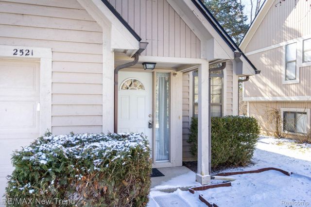 2521 Country Village Court, Ann Arbor, MI 48103