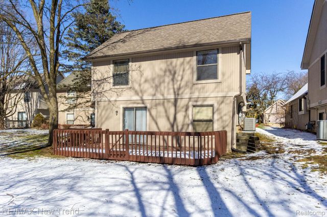 2521 Country Village Court, Ann Arbor, MI 48103