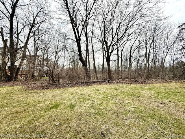 2521 Country Village Court, Ann Arbor, MI 48103