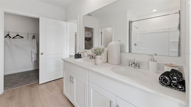 650 SEAGROVE TRAIL, St Cloud, FL 34771