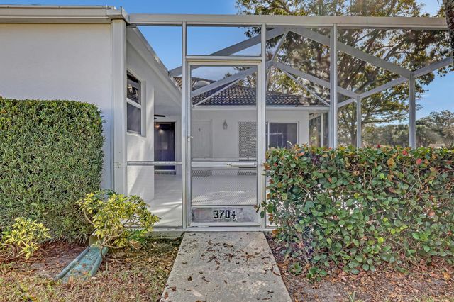 3704 Water Oak Court, Palm Beach Gardens, FL 33410