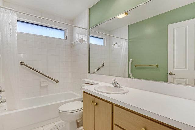 3704 Water Oak Court, Palm Beach Gardens, FL 33410