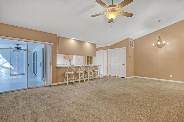 3704 Water Oak Court, Palm Beach Gardens, FL 33410