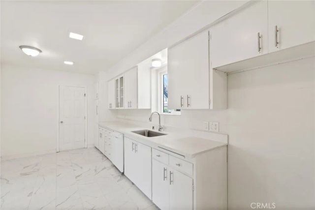 1543 E Mardina, West Covina, CA 91791