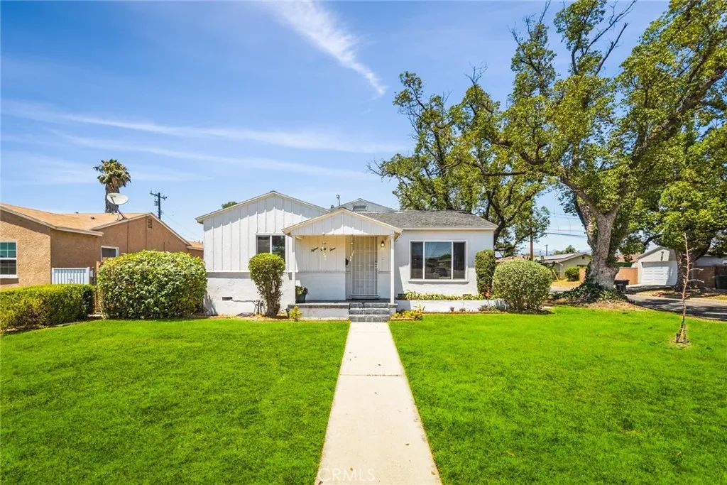 1543 E Mardina, West Covina, CA 91791