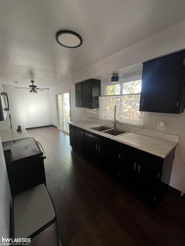 563 Metcalf Drive, Imlay City, MI 48444