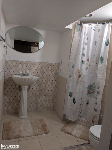 563 Metcalf Drive, Imlay City, MI 48444