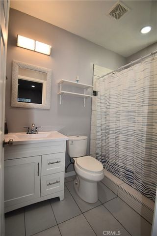 15414 Kinzie Street, North Hills, CA 91343
