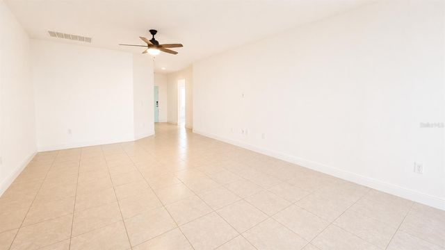 5614 ESTERO LOOP, Port Orange, FL 32128