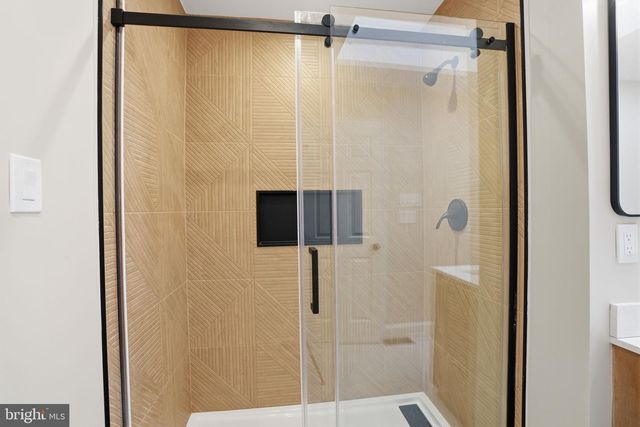 16 RUCKER RD, Richboro, PA 18954