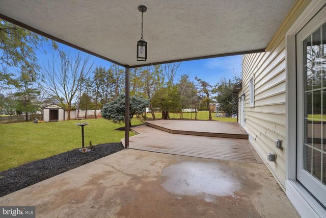 16 RUCKER RD, Richboro, PA 18954