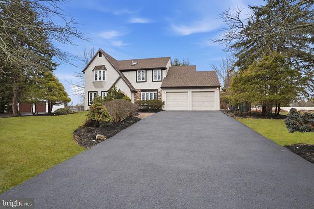 16 RUCKER RD, Richboro, PA 18954