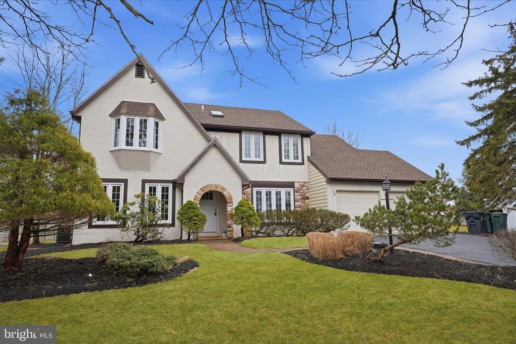 16 RUCKER RD, Richboro, PA 18954