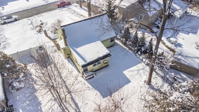 35 Beechwood Dr, Wayne Twp., NJ 07470