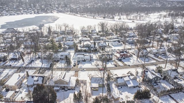 35 Beechwood Dr, Wayne Twp., NJ 07470