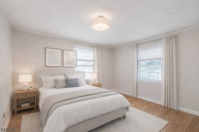 35 Beechwood Dr, Wayne Twp., NJ 07470