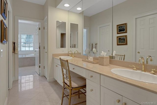 22 Birdsall Farm Drive, Armonk, NY 10504