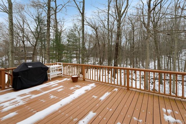 22 Birdsall Farm Drive, Armonk, NY 10504