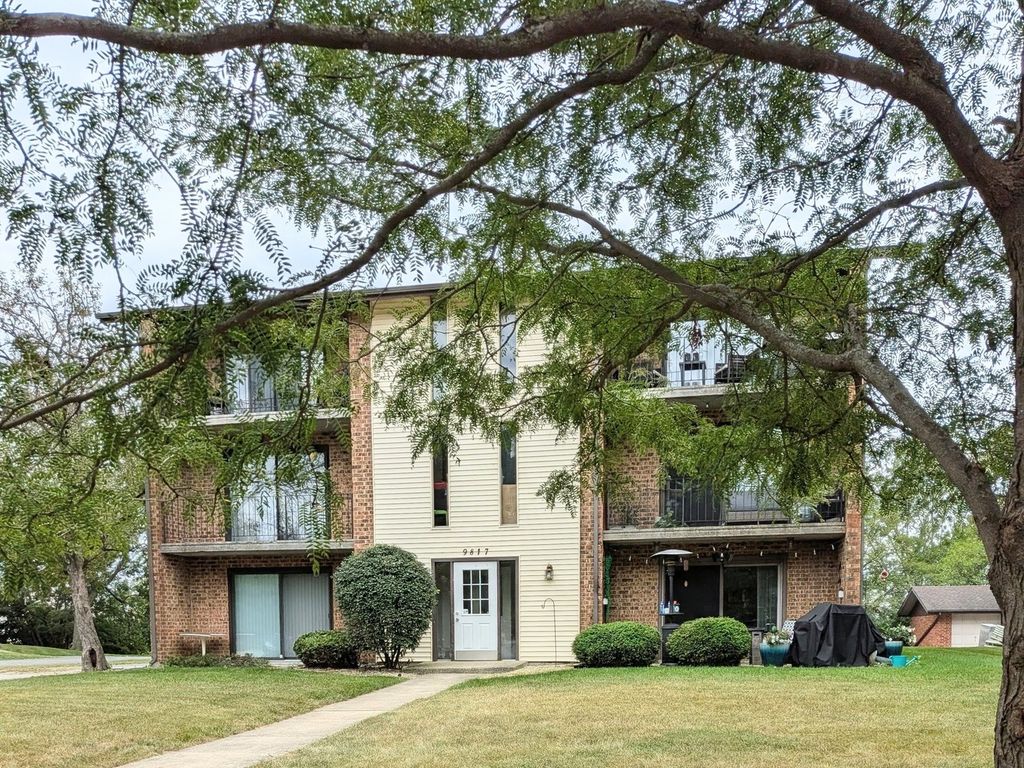 9817 Treetop Drive 1A, Orland Park, IL 60462