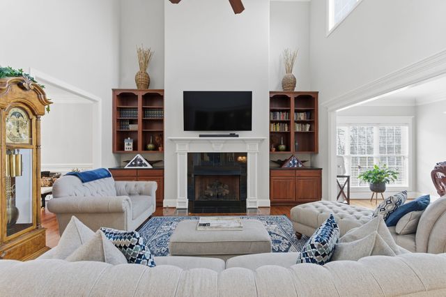 125 Aarons Cress Blvd, Hermitage, TN 37076