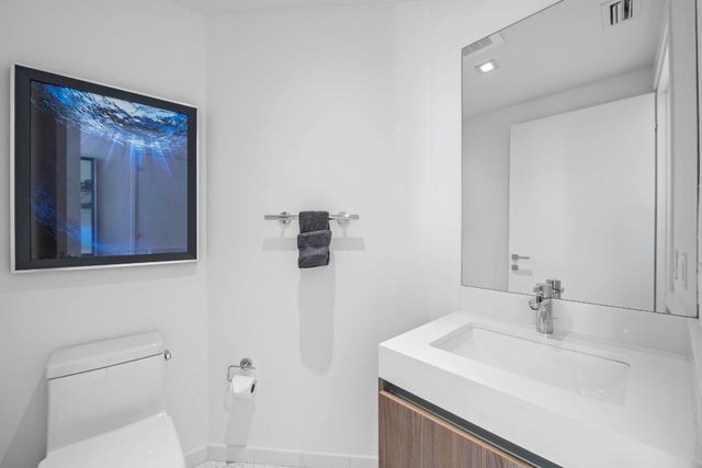 401 N Birch Road 607, Fort Lauderdale, FL 33304