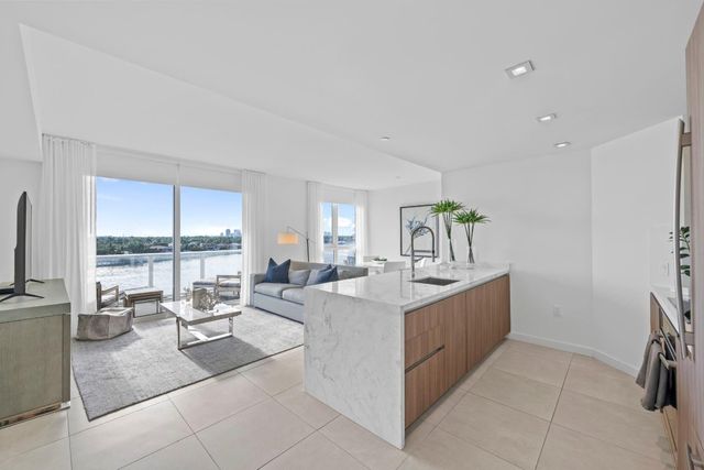 401 N Birch Road 607, Fort Lauderdale, FL 33304