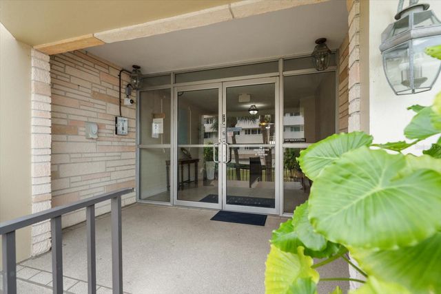 100 BLUFF VIEW DRIVE 114A, Belleair Bluffs, FL 33770