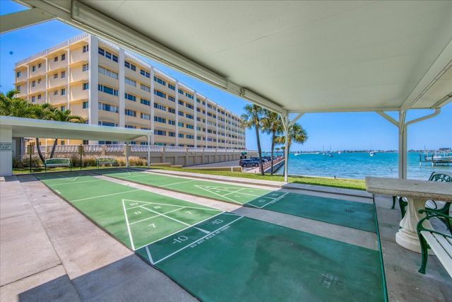 100 BLUFF VIEW DRIVE 114A, Belleair Bluffs, FL 33770