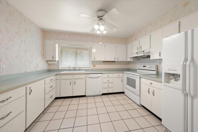 100 BLUFF VIEW DRIVE 114A, Belleair Bluffs, FL 33770