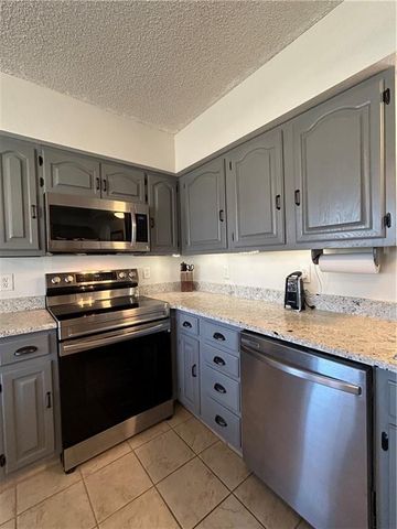 2405 S Stilwell Street, Pittsburg, KS 66762