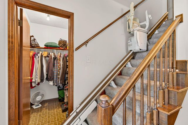8757 Stoneyway Court NW, Pickerington, OH 43147