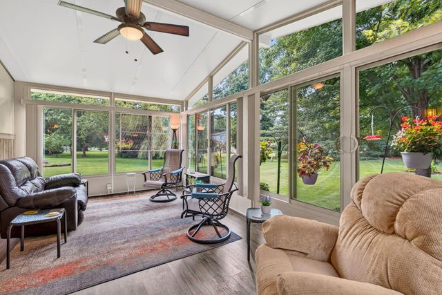 8757 Stoneyway Court NW, Pickerington, OH 43147