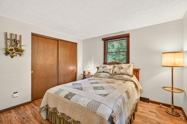 8757 Stoneyway Court NW, Pickerington, OH 43147