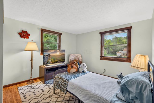 8757 Stoneyway Court NW, Pickerington, OH 43147