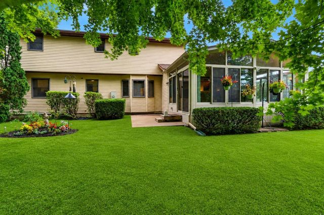 8757 Stoneyway Court NW, Pickerington, OH 43147