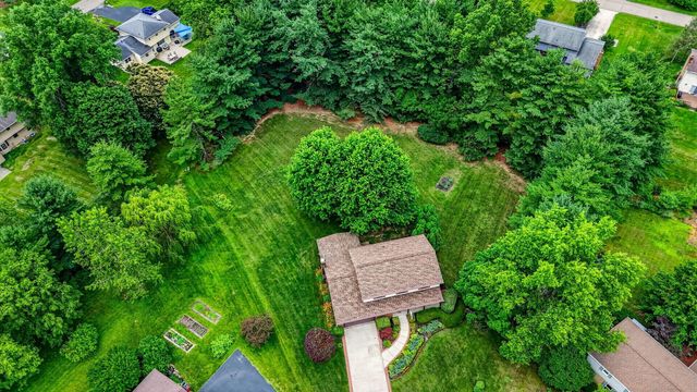 8757 Stoneyway Court NW, Pickerington, OH 43147