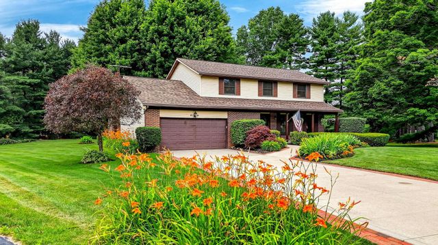 8757 Stoneyway Court NW, Pickerington, OH 43147