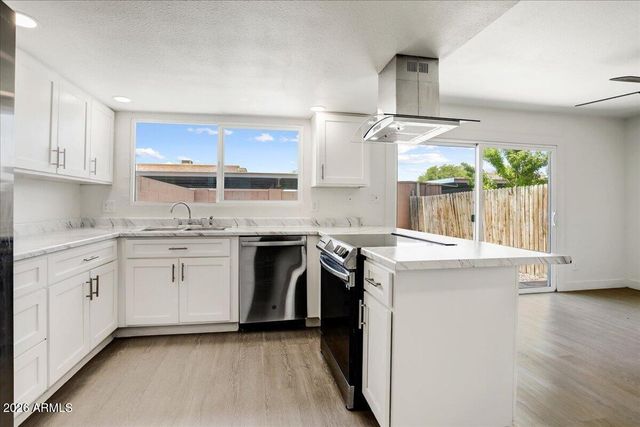 8404 N 32nd Ave Avenue, Phoenix, AZ 85051