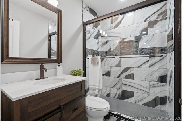 204 E J Street, Jenks, OK 74037