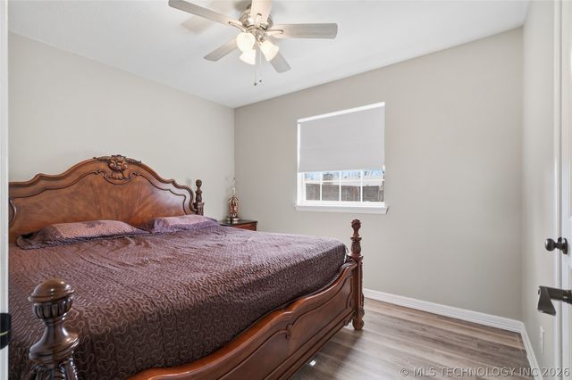 204 E J Street, Jenks, OK 74037